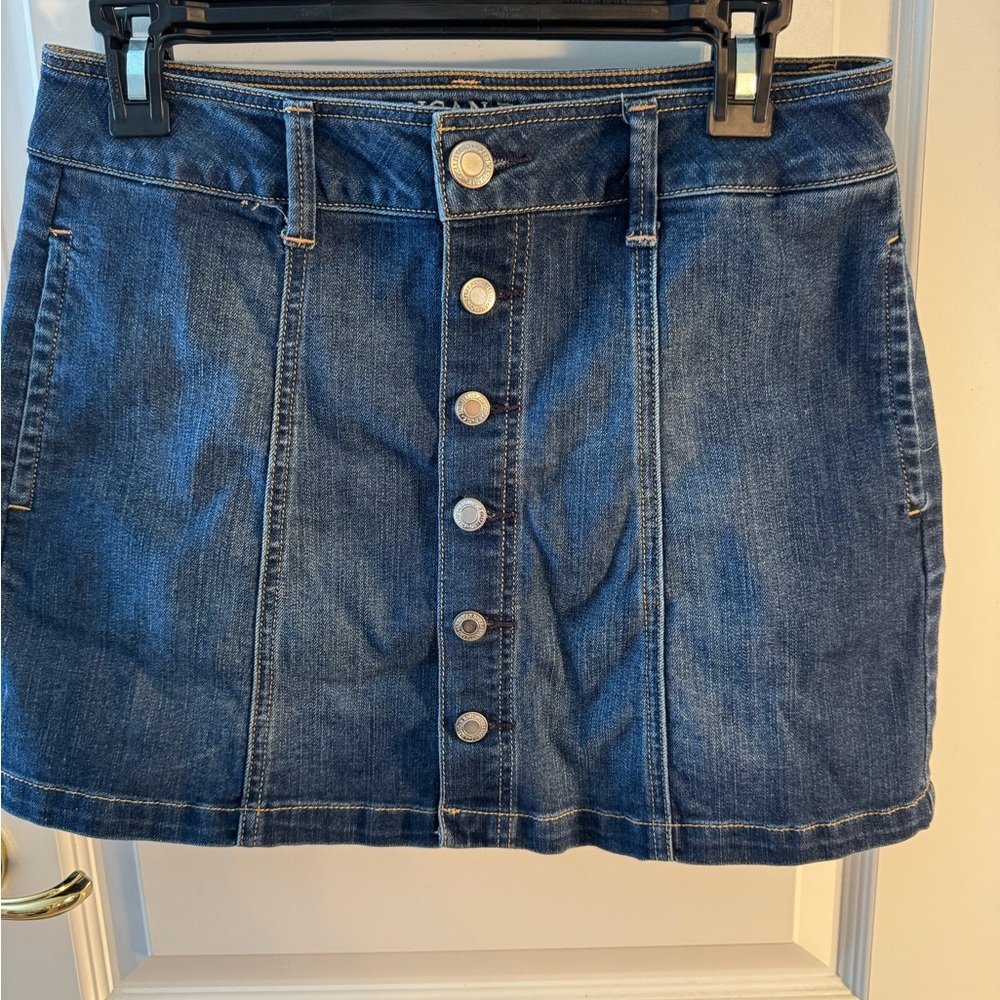 Denim mini skirt with front buttons